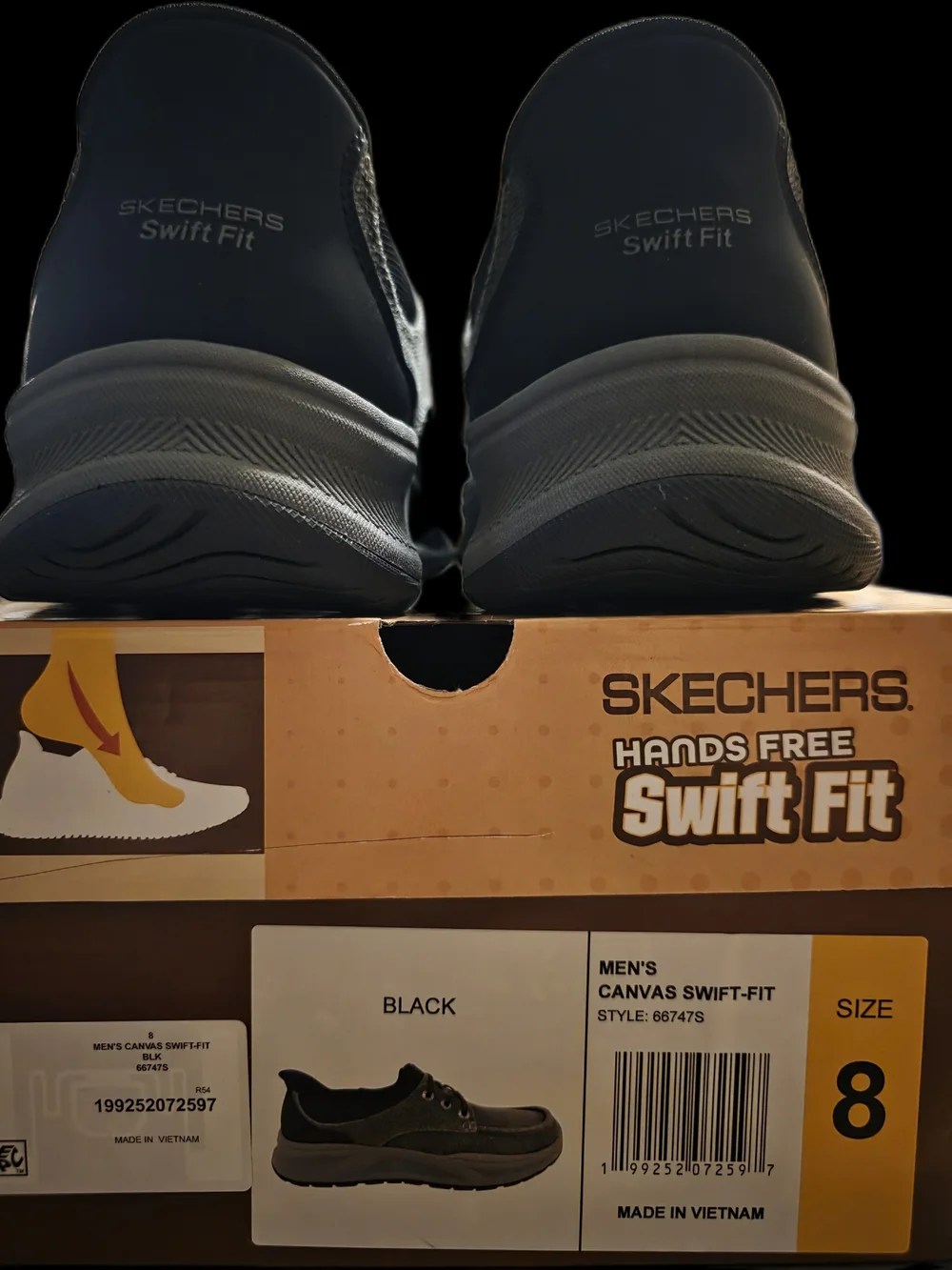 Skechers Men's Black Canvas Size 8 Swift Fit Shoes NEW